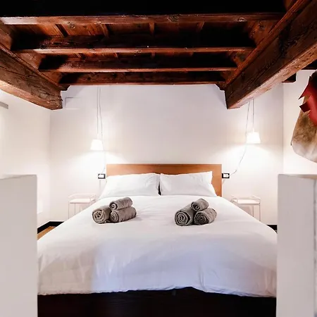 Apartmán Palazzo Del Pero - The House Of Travelers *