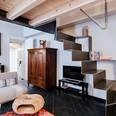 Palazzo Del Pero - The House Of Travelers *