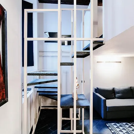 Palazzo Del Pero - The House Of Travelers Apartment Como